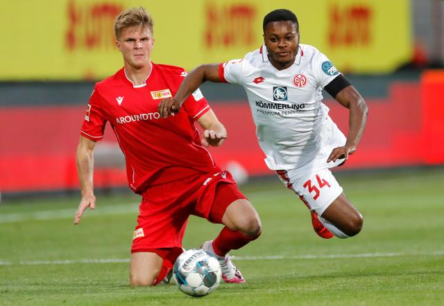 体育俱乐部 体育俱乐部