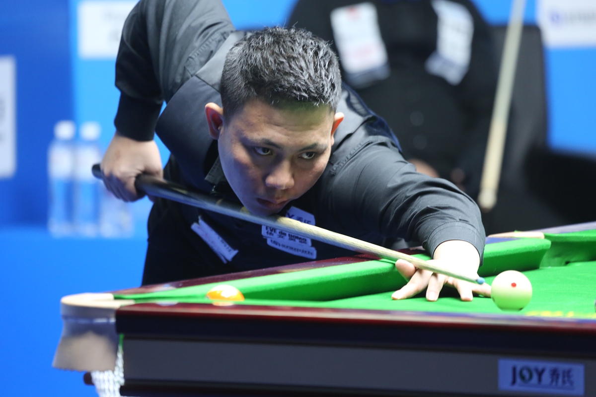 德面临严峻 德面临严峻