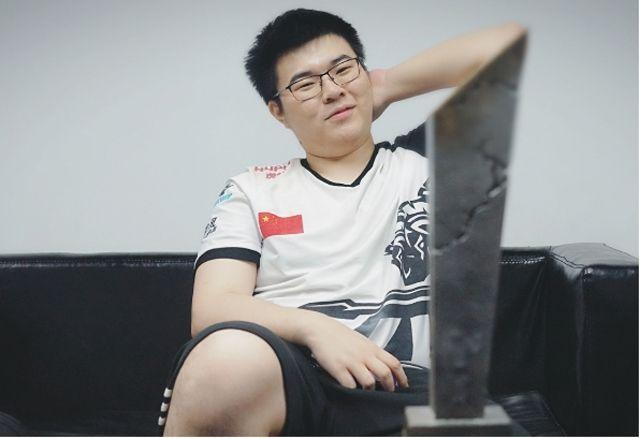 体育历尽风雨同甘苦 何惧前途行路难