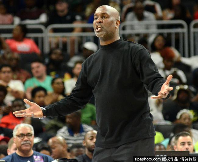 体育中国队夺得滑雪登山世锦赛历史首金