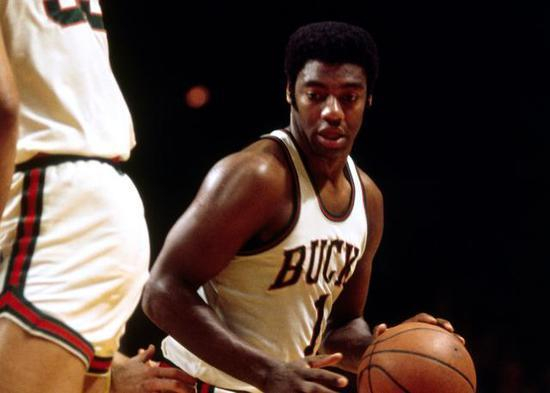 何在新赛季 何在新赛季