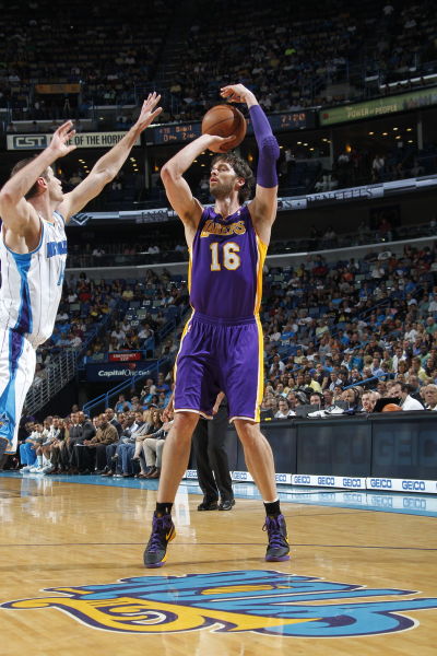 官宣！中国男篮好消息，曾凡博和篮网正式签约，新赛季或出战NBA