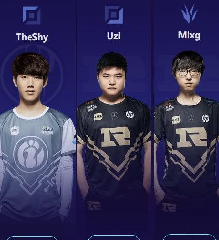 塞尔：什琴斯尼告知莱万，他的状态很好并想在巴萨当首发