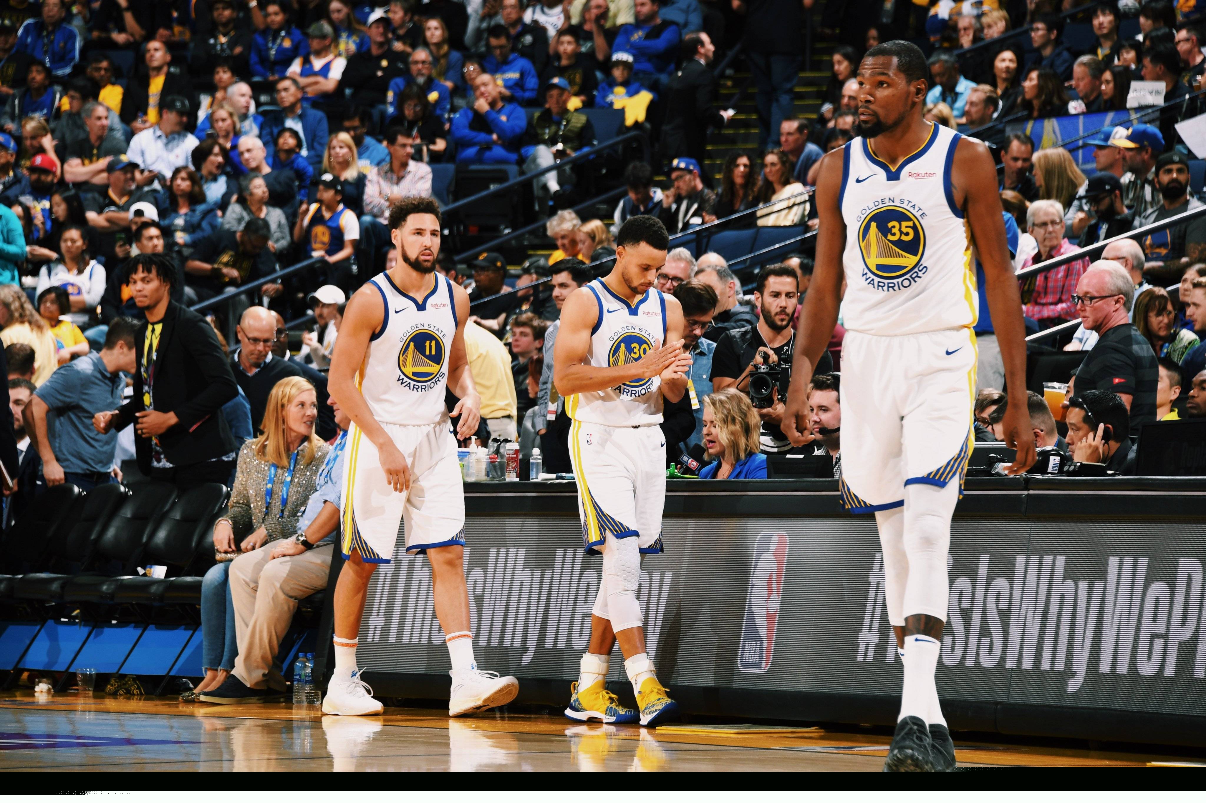 依据你的站 依据你的站